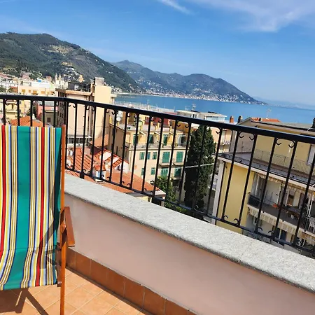 아파트 Terrazza Vista Fronte Mare 라이구에글리아