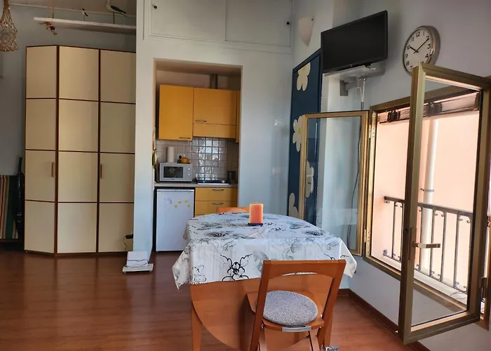 Terrazza Vista Fronte Mare 아파트 라이구에글리아